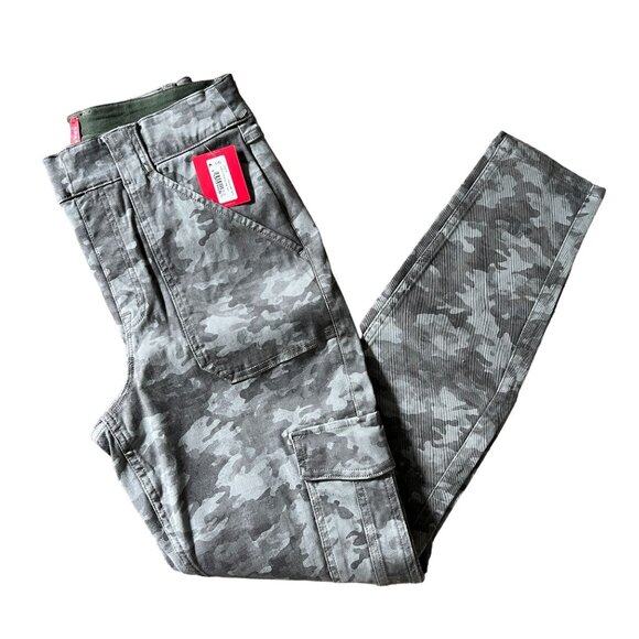 SPANX Denim - NWT Spanx Camouflage Stretch Twill Ankle Cargo Pants Size Large and Medi…